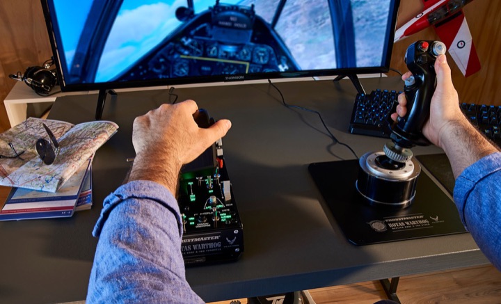 Hands on a Thrustmaster HOTAS Warthog stick and throttle